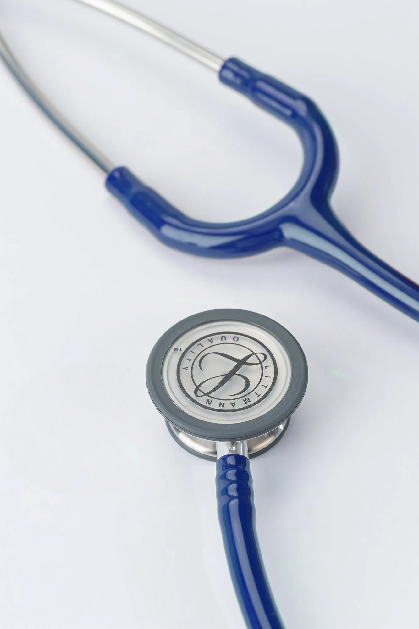 3M™ Littmann® Classic III™ Stethoscope, Navy Blue Tube, 27 inch, 5622