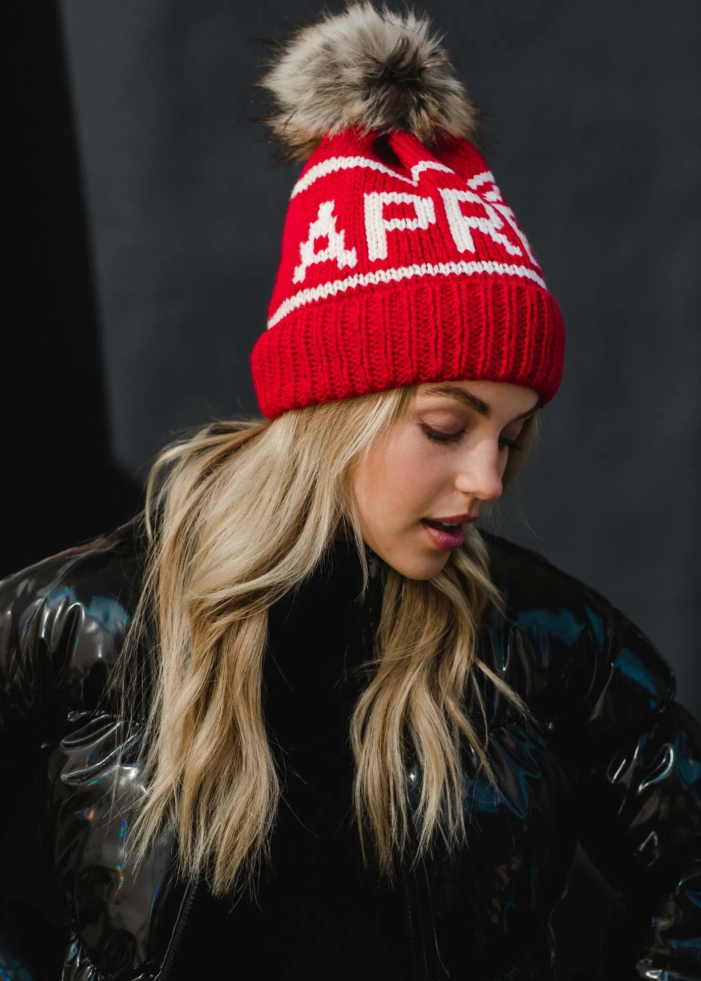 Apres Pom Pom Beanie - Red