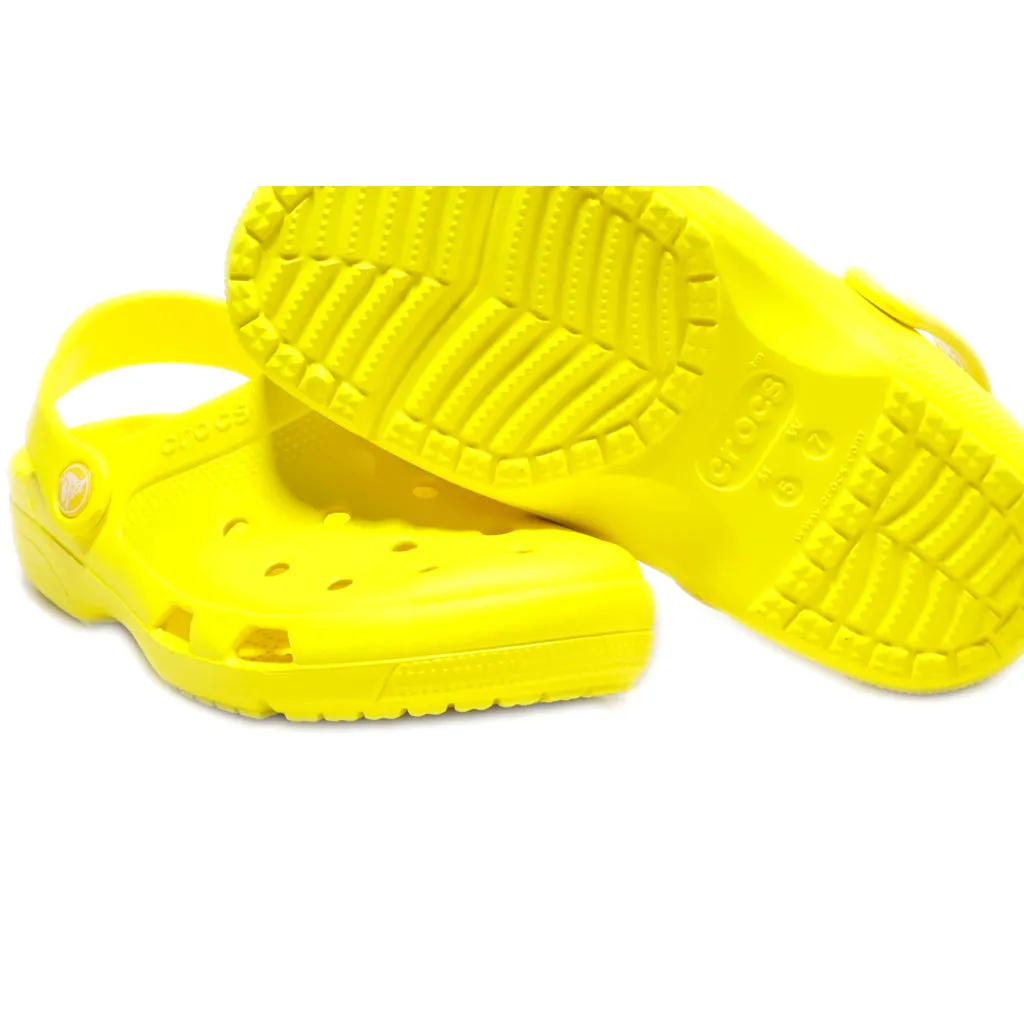 Crocs Coast U-Toe Clogs Rubber Yellow Colour For Men