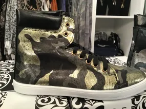 Metallic High Top Sneaker - Gold Camo