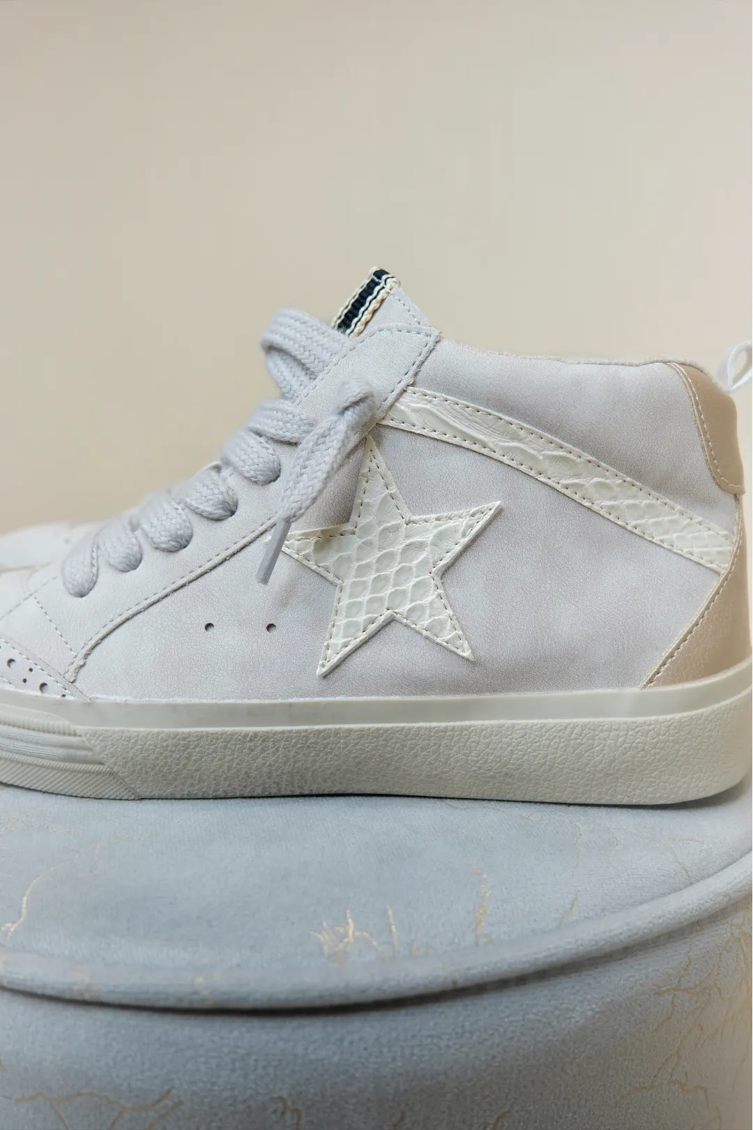 Paulina Light Grey Sneakers