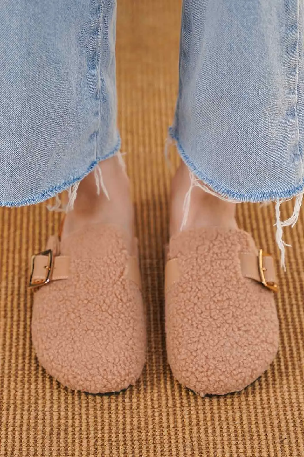 SHEARLING WINTER MULES