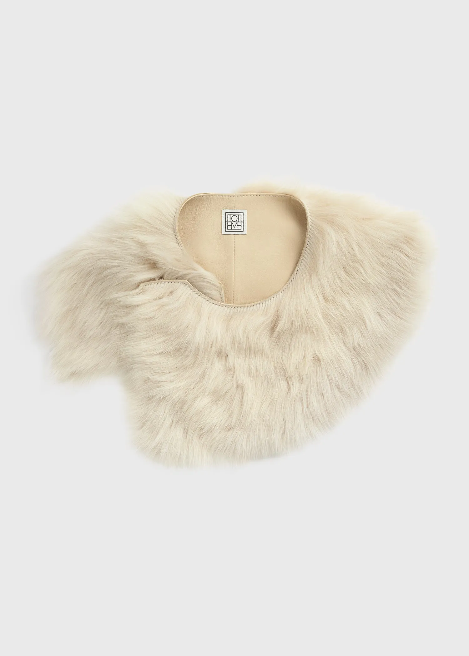 Silky shearling collar cream