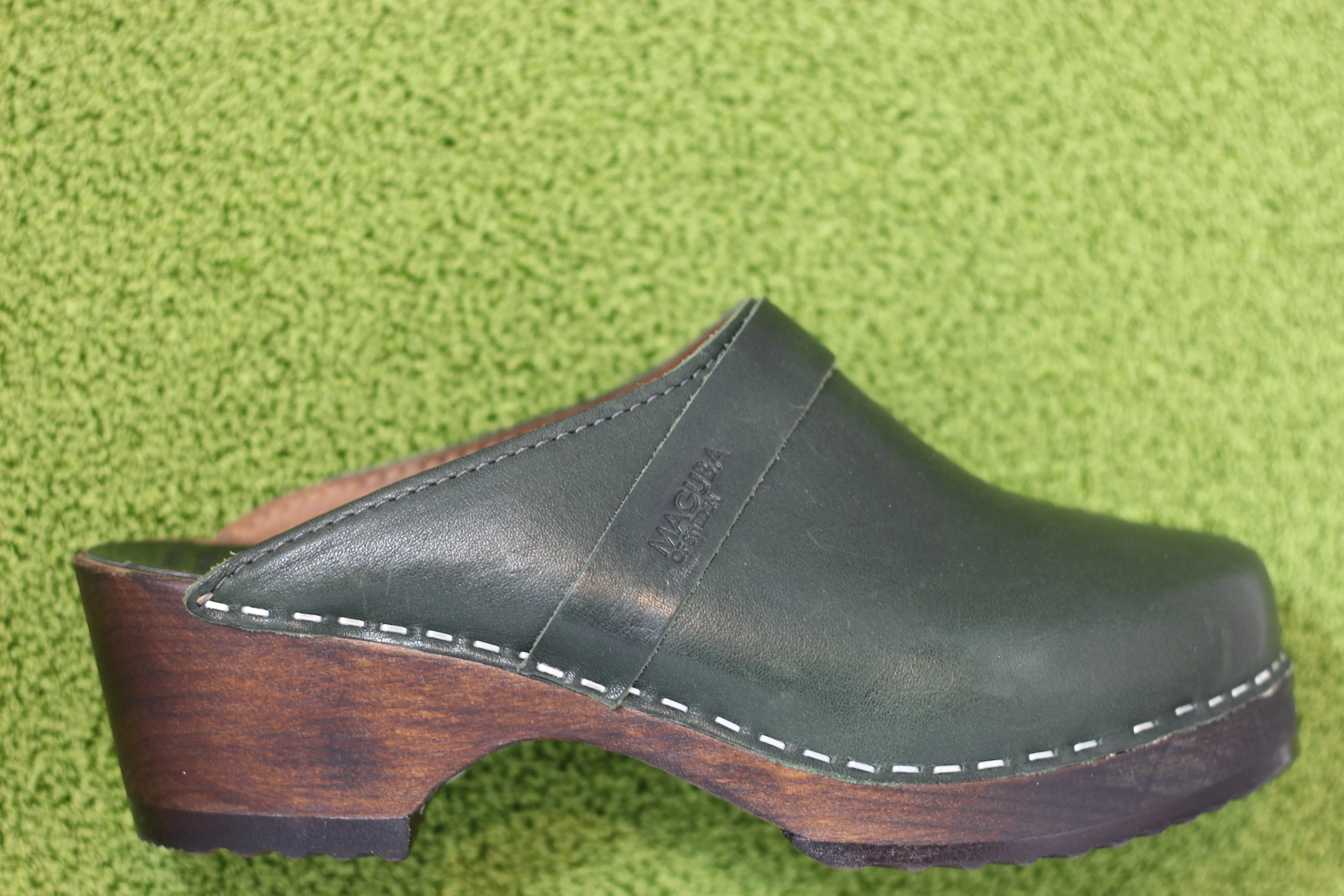 Women's Berkeley Clog - Green Leather